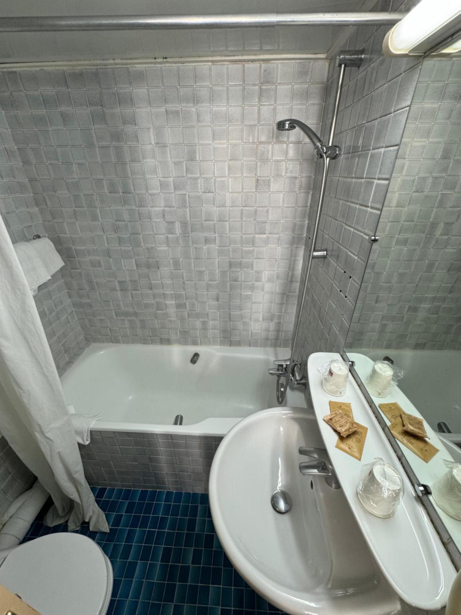 Hotel Flor Rivoli Paris Bagian luar foto