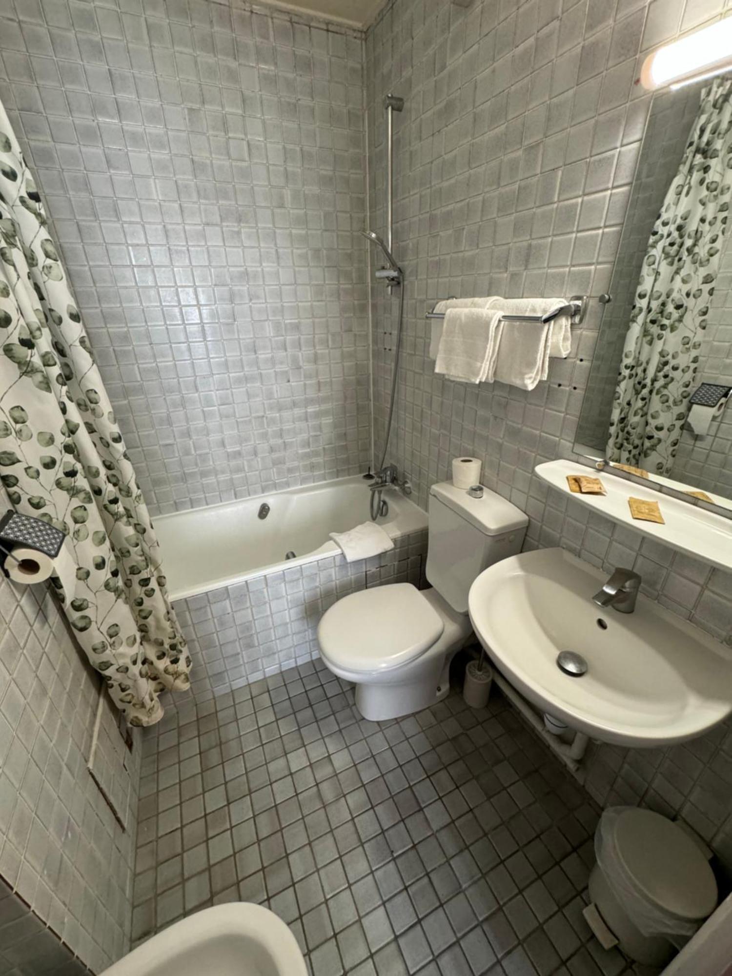 Hotel Flor Rivoli Paris Bagian luar foto